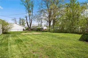 166 Caroline St, Elyria, OH 44035 - Photo 27