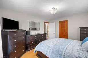 4052 W 223rd St, Fairview Park, OH 44126 - Photo 9