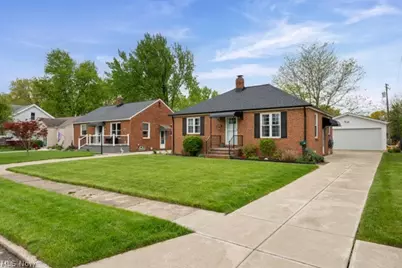 4052 W 223rd Street, Fairview Park, OH 44126 - Photo 3