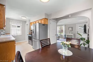 4052 W 223rd St, Fairview Park, OH 44126 - Photo 15