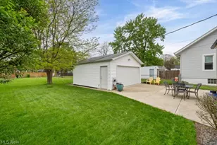 4052 W 223rd St, Fairview Park, OH 44126 - Photo 25