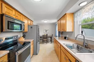 4052 W 223rd St, Fairview Park, OH 44126 - Photo 19