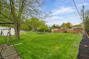 4052 W 223rd St, Fairview Park, OH 44126 - Photo 27
