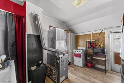 448 Delaware Avenue, Lorain, OH 44052 - Photo 27
