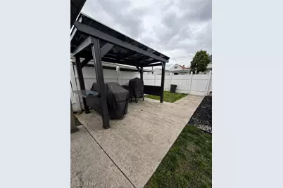 13 5th, Mcmechen, WV 26040 - Photo 17