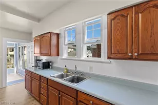 1111 Indiana St, Martins Ferry, OH 43935 - Photo 11