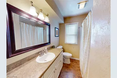 1339 Haverston Road, Lyndhurst, OH 44124 - Photo 17