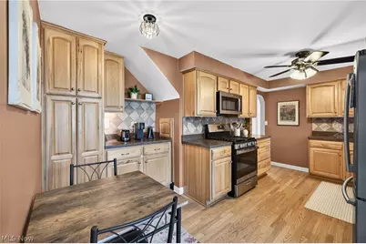 10650 Chillicothe Road, Kirtland, OH 44094 - Photo 13