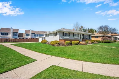 3740 W 214th Street, Fairview Park, OH 44126 - Photo 3