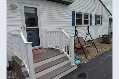 506 Moore Street, Hubbard, OH 44425 - Photo 3