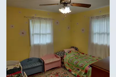 506 Moore Street, Hubbard, OH 44425 - Photo 23
