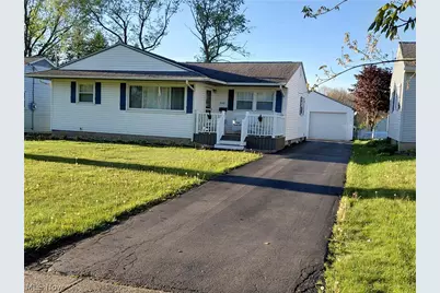 506 Moore Street, Hubbard, OH 44425 - Photo 1