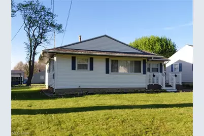 506 Moore Street, Hubbard, OH 44425 - Photo 5