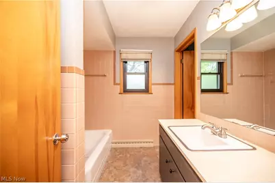 7627 Catherine Street, Masury, OH 44438 - Photo 27