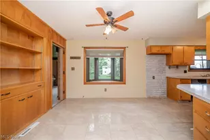 7627 Catherine St, Masury, OH 44438 - Photo 11