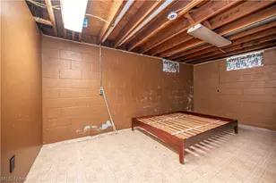 7627 Catherine St, Masury, OH 44438 - Photo 37
