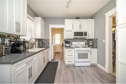 124 Hartzell Avenue, Niles, OH 44446 - Photo 17
