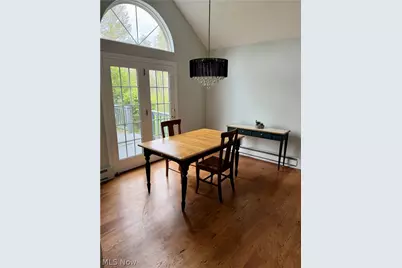 511 Brandon Court, Chardon, OH 44024 - Photo 3