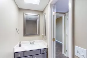 19533 Idlewood Trail, Strongsville, OH 44149 - Photo 21