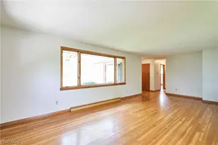 647 Killian Rd, Coventry, OH 44319 - Photo 5