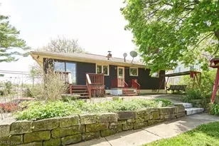 647 Killian Rd, Coventry, OH 44319 - Photo 21