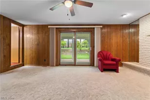 6968 Carol Dr, Independence, OH 44131 - Photo 9