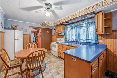 4862 Grand Boulevard, Newton Falls, OH 44444 - Photo 23