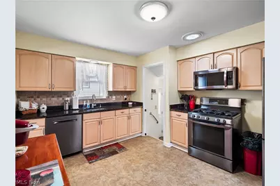 12305 Eastwood Boulevard, Garfield Heights, OH 44125 - Photo 19
