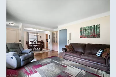 12305 Eastwood Boulevard, Garfield Heights, OH 44125 - Photo 11
