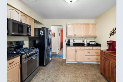 12305 Eastwood Boulevard, Garfield Heights, OH 44125 - Photo 21
