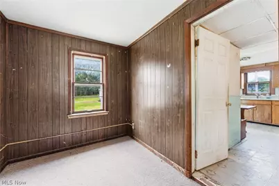 671 Fairview Avenue, Barberton, OH 44203 - Photo 29