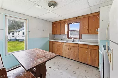 671 Fairview Avenue, Barberton, OH 44203 - Photo 27