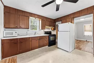 671 Fairview Ave, Barberton, OH 44203 - Photo 37