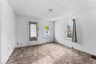 671 Fairview Ave, Barberton, OH 44203 - Photo 33