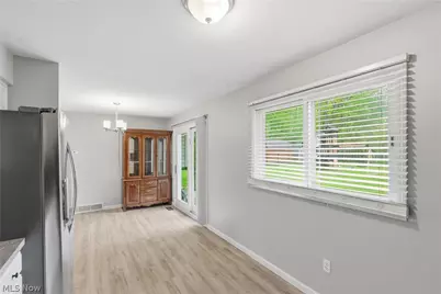 8139 Yorkshire Drive, Mentor, OH 44060 - Photo 11
