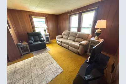 1805 Manchester Road, Akron, OH 44314 - Photo 11
