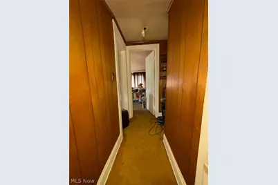 1805 Manchester Road, Akron, OH 44314 - Photo 13