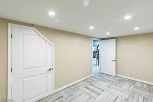 7185 Maple St, Mentor, OH 44060 - Photo 15
