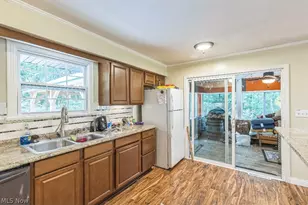 7185 Maple St, Mentor, OH 44060 - Photo 9