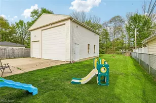 6293 Brookmere Dr, Parma Heights, OH 44130 - Photo 5