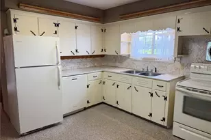 3208 Fredericksburg Rd, Wooster, OH 44691 - Photo 3