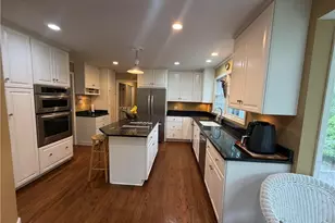 7671 Salem Dr, Hudson, OH 44236 - Photo 9