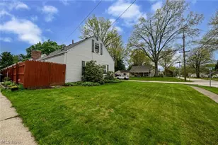 2839 Elmwood St, Cuyahoga Falls, OH 44221 - Photo 9