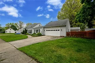 2839 Elmwood St, Cuyahoga Falls, OH 44221 - Photo 5