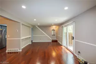 10297 Independence Dr, North Royalton, OH 44133 - Photo 7