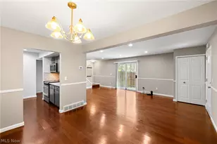 10297 Independence Dr, North Royalton, OH 44133 - Photo 9