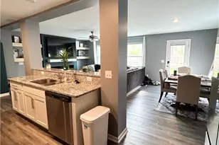 756 Hazelwood Dr, Vermilion, OH 44089 - Photo 9