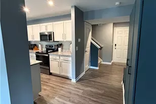 756 Hazelwood Dr, Vermilion, OH 44089 - Photo 17