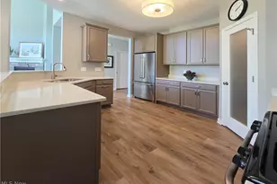 608 Aubrielle Ave, Avon Lake, OH 44012 - Photo 11