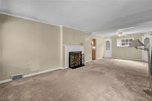 91 E 212th St, Euclid, OH 44123 - Photo 11
